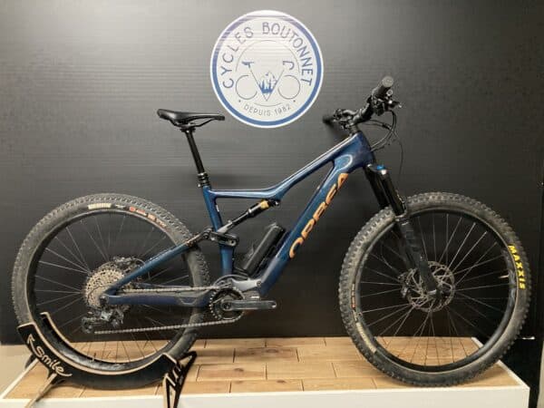 VTT Electrique ORBEA RISE Carbone M20 360W +extendeur 252W shimano EP8RS taille L totalisant 1566kms