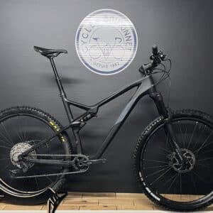 VTT Tout suspendu Cube AMS RACE Taille XL