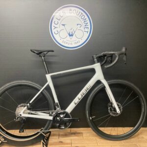 Vélo route ATTAIN C:62 SLX Carbone 2025 Disc Taille 56 NEUF Shimano 105 DI2