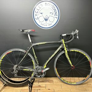 Vélo route WILIER Izoard Xp carbone Taille L Très propre