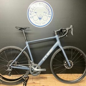 Vélo route NEUF Cube Attain PRO Disc 2025 Taille 58