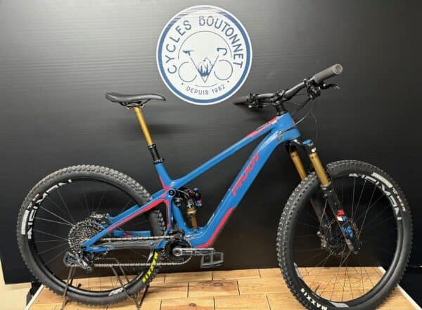 VTT électrique PIVOT SHUTTLE SL taille L 16.8 kgs moteur central FAZUA 430W comme NEUF