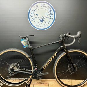Vélo gravel Giant Revolt Advanced 3 NEUF 2025 Taille M