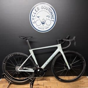 Vélo de Route CUBE Litening AIR C:68X SLT NEUF taille 54 Poid 6.6kgs Modèle 2026