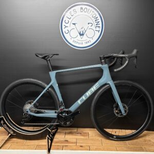 Vélo de route CUBE Agree C:62 ONE NEUF taille L