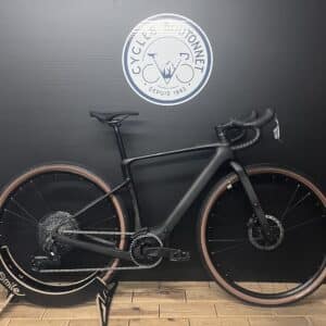 Garvel Nuroad Hybrid C:62 EXC 400X
